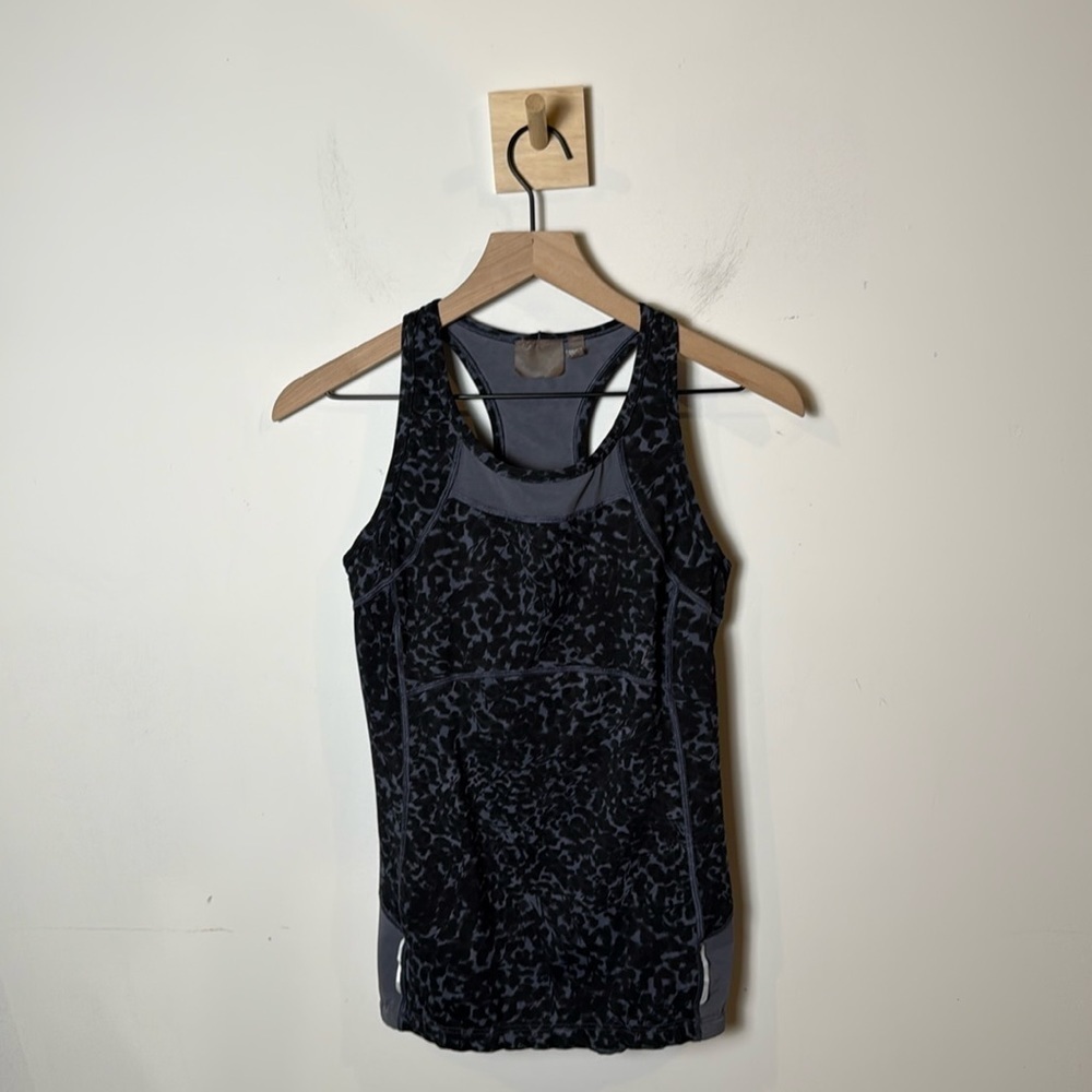 Athleta Stardust Spinnerette Workout Tank Top w/ Bra Zipper Pocket Mesh Cut Out